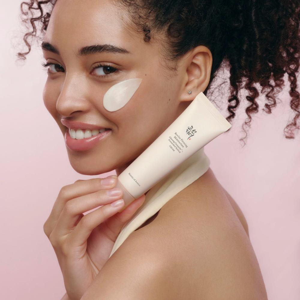 Revive Firming Moisturiser with Ginseng and Retinol Revive Firming Moisturiser with Ginseng and Retinol
