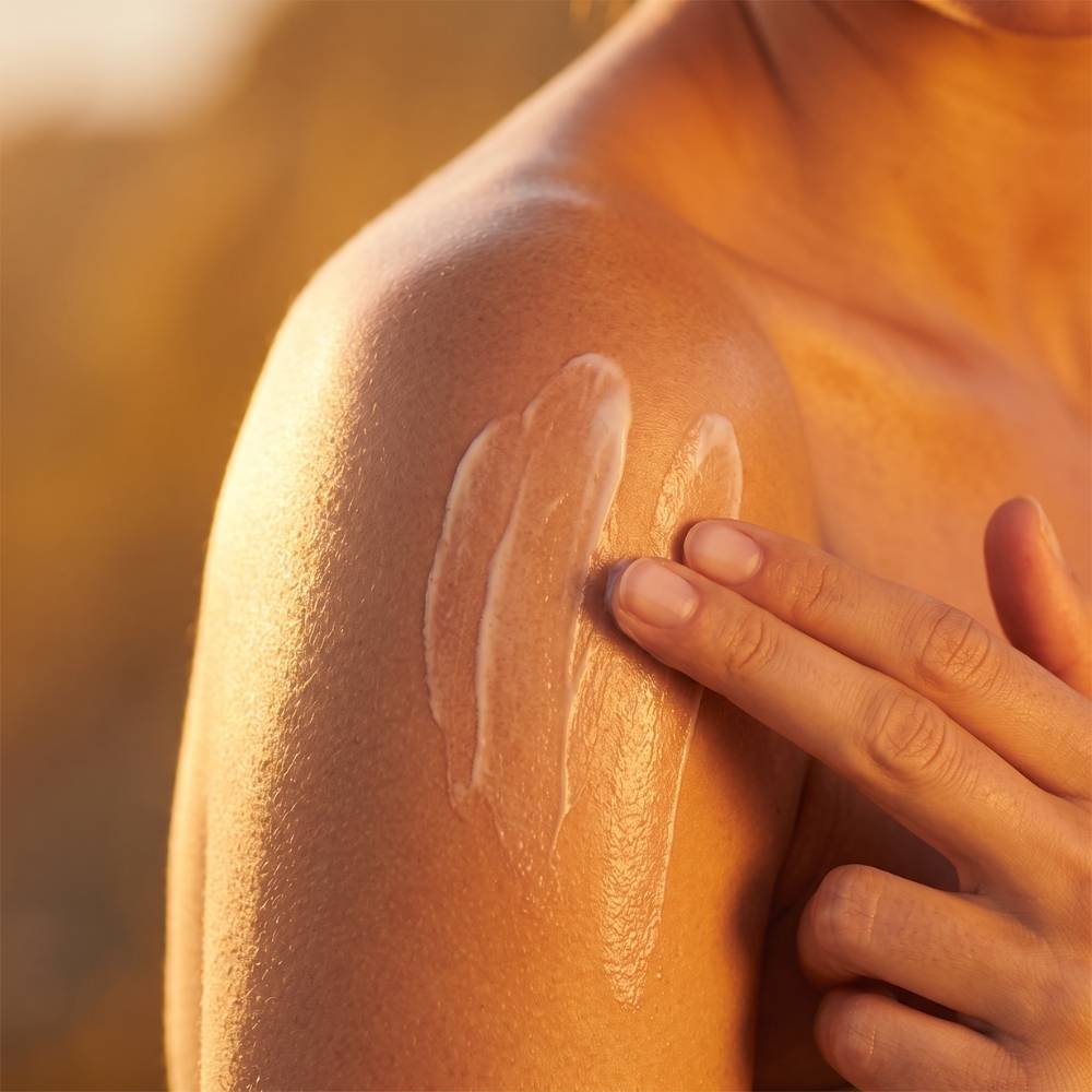 Hydrating Sunscreen Lotion SPF 50 Fragrance-Free Hydrating Sunscreen Lotion SPF 50 Fragrance-Free