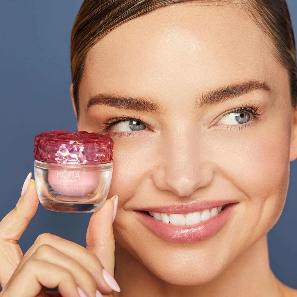 Berry Bright Vitamin C Eye Cream