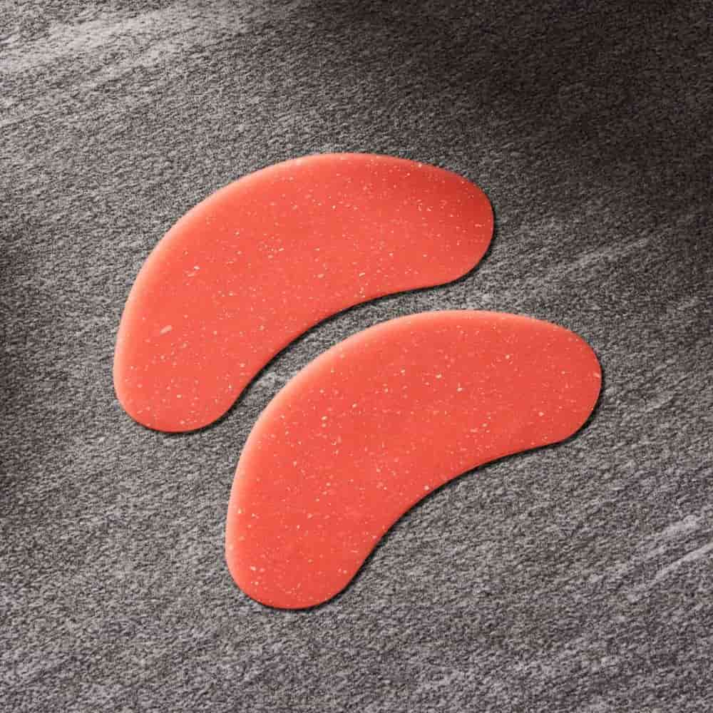 Dragon's Blood Jelly Eye Patches (1 pair) Dragon's Blood Jelly Eye Patches (1 pair)