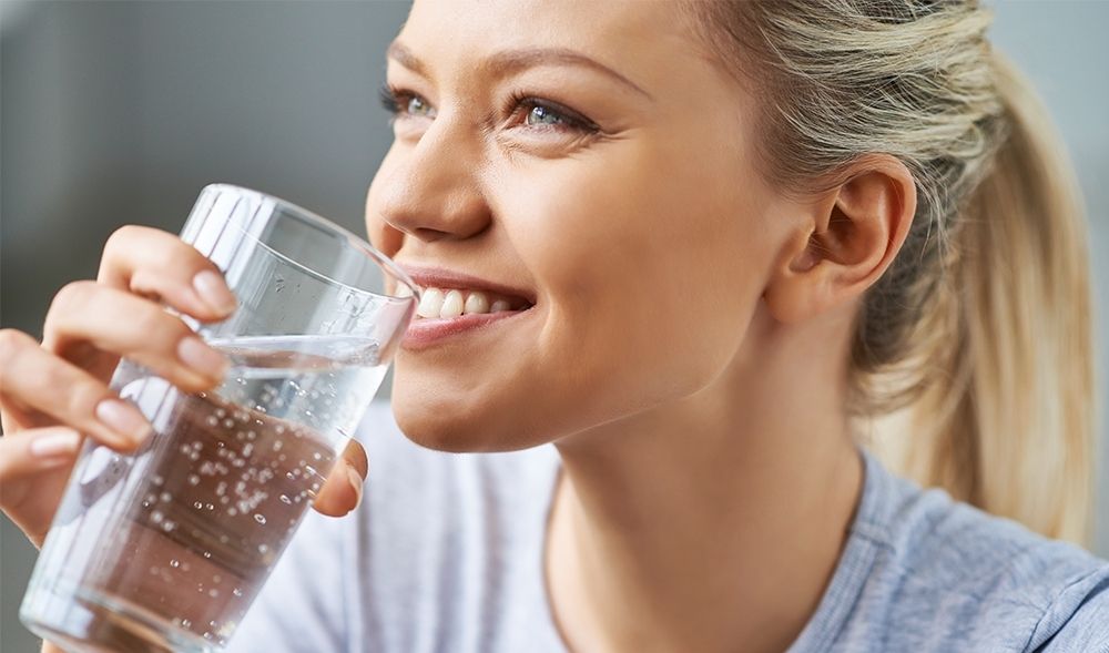 Lebenselixier Wasser: Trinken für die Schönheit