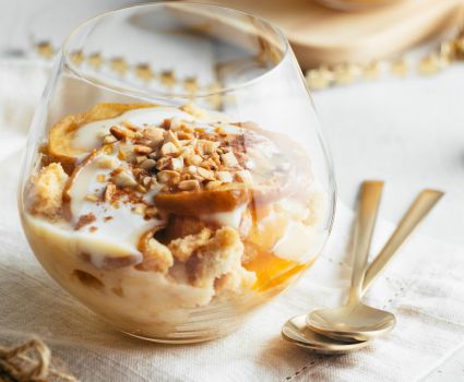 Bratapfel-Spekulazius-Dessert im Glas