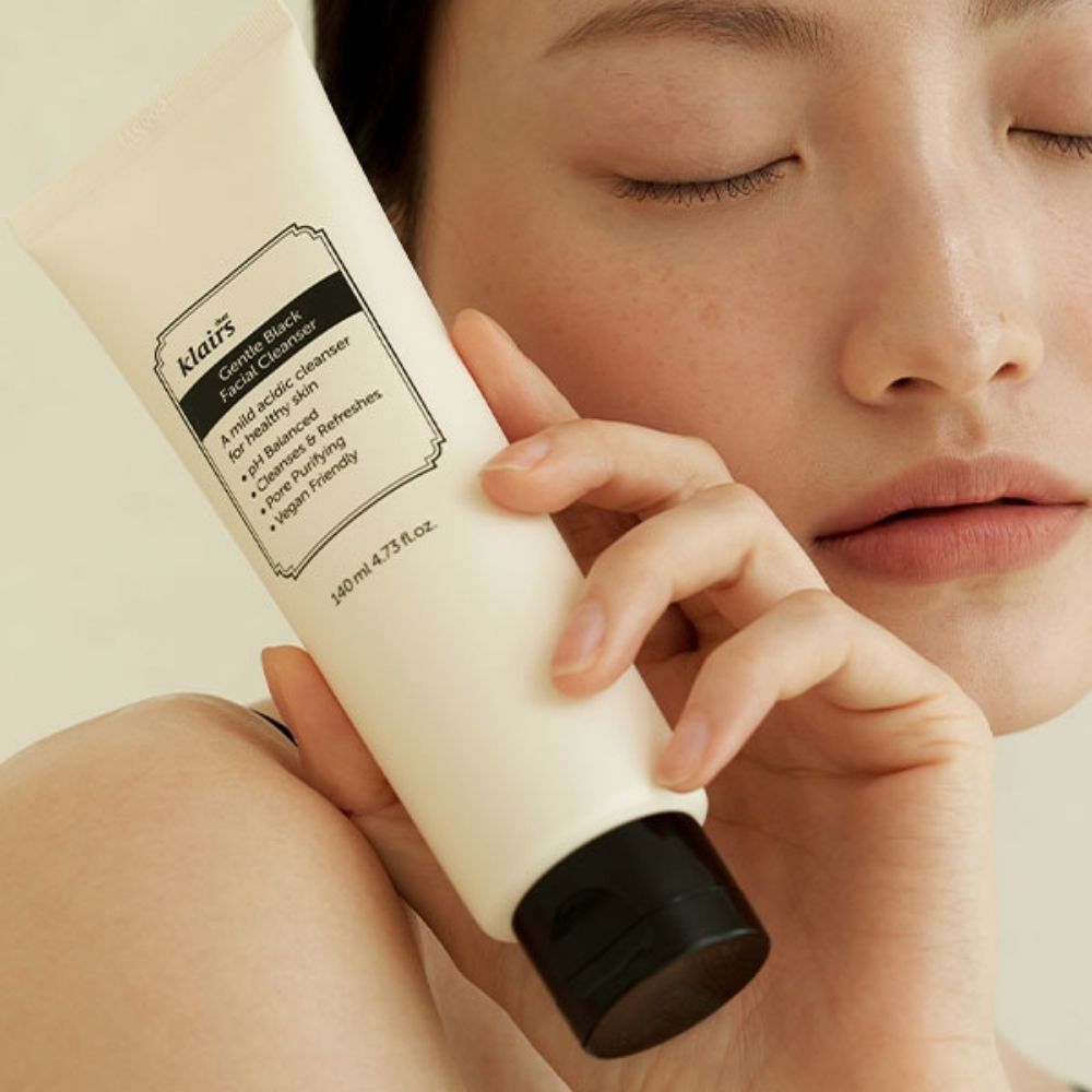 Gentle Black Facial Cleanser Gentle Black Facial Cleanser