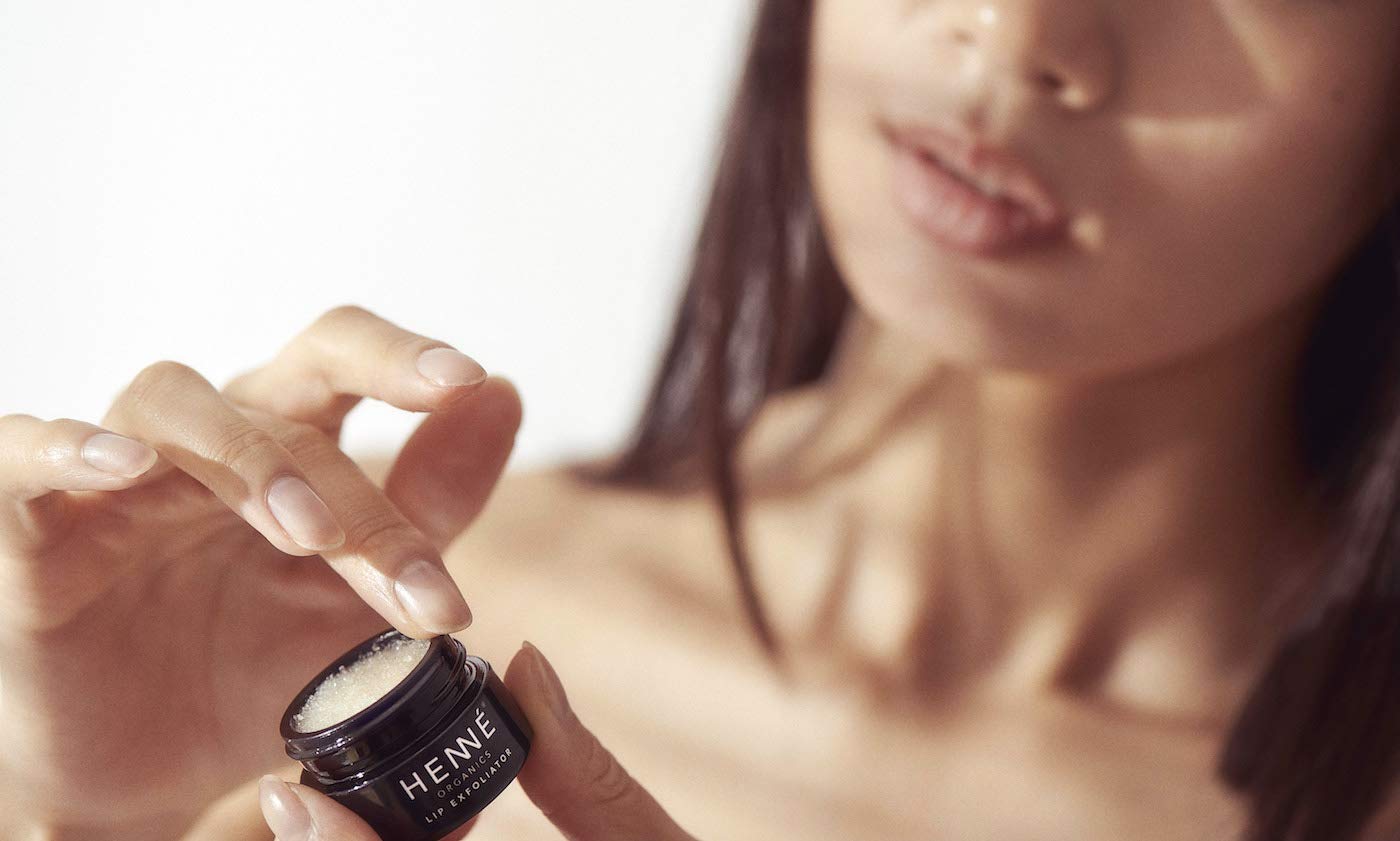 Lip-Exfoliator-Lavender-Mint-Lippenpeeling-10-ml-henne-organics-6-min Lavender Mint Lip Exfoliator | HENNÈ Organics