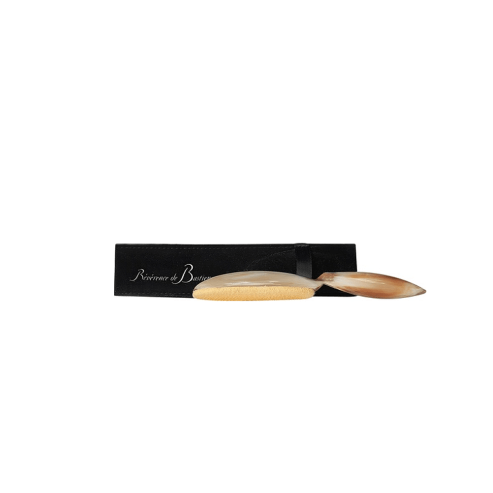 Bastian_Gonzales_Buffer2-min Natural Horn Nail Buffer | Reverence de Bastien
