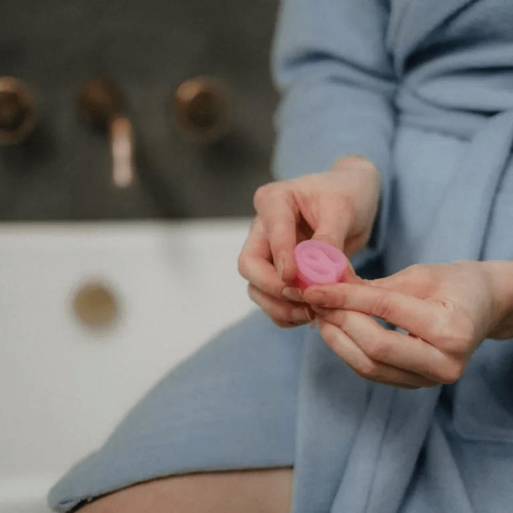 Menstrual cup medium