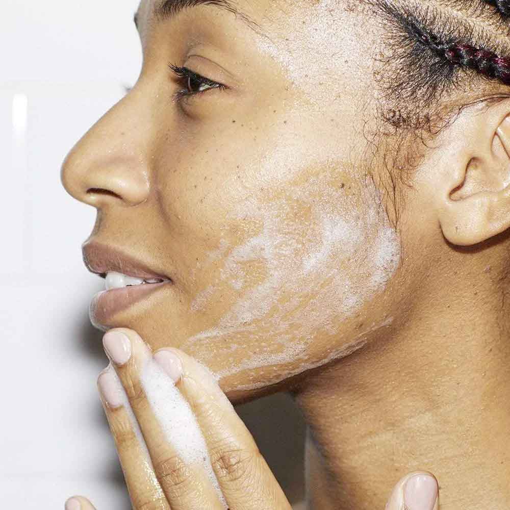 REN-Clean-Skincare-Rosa-Centifolia-Gentle-Exfoliating-Cleanser-4