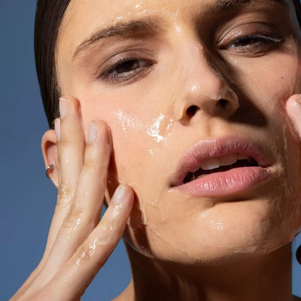 Melt Milk - Gentle cleansing milk 