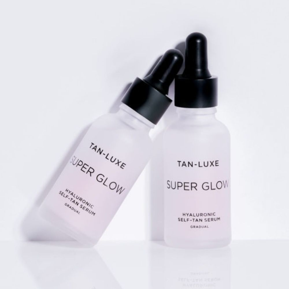 Super Glow Hyaluronic Self-Tan Serum Super Glow Hyaluronic Self-Tan Serum