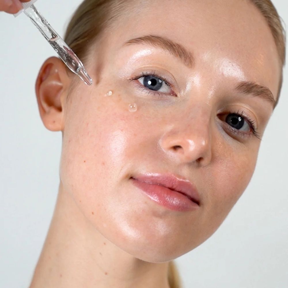 Clarifying Serum with Azelaic Acid Clarifying Serum with Azelaic Acid