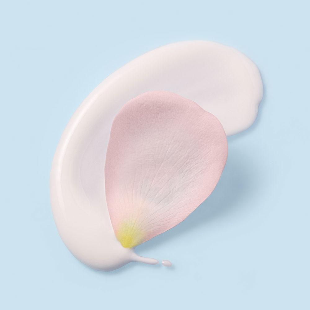 nuxe-Very-Rose-Creamy-Make-Up-Remover-Milk-2