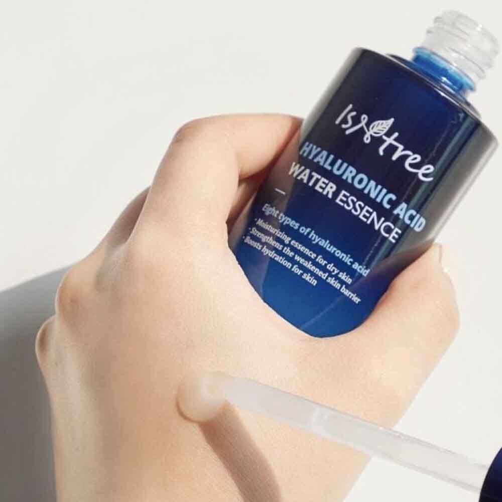 Hyaluronic Acid Water Essence Isntree