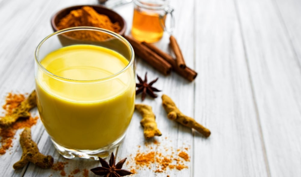 Kurkuma Latte: Die goldene Milch aus dem Ayurveda