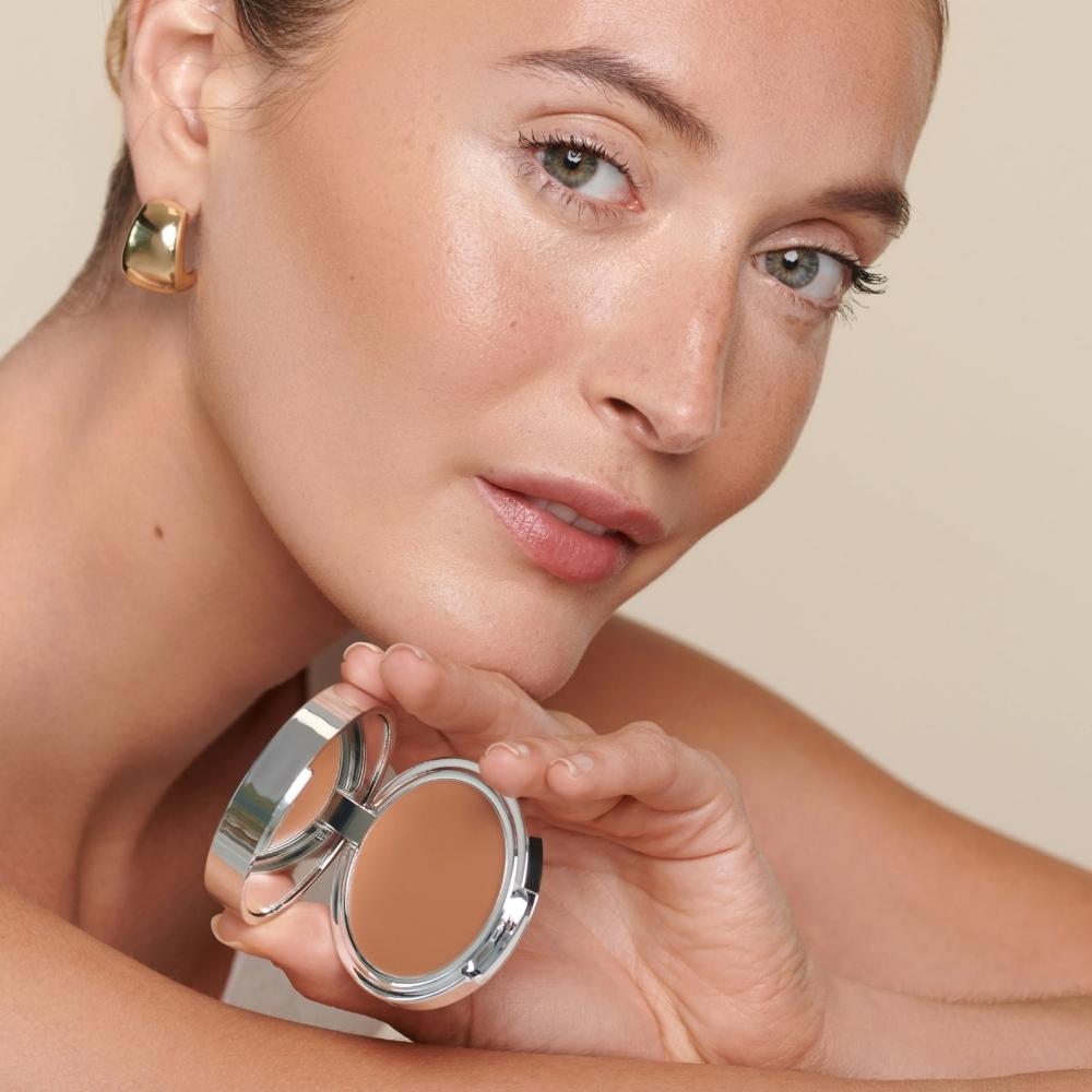 Cream Bronzer - Medium/Dark