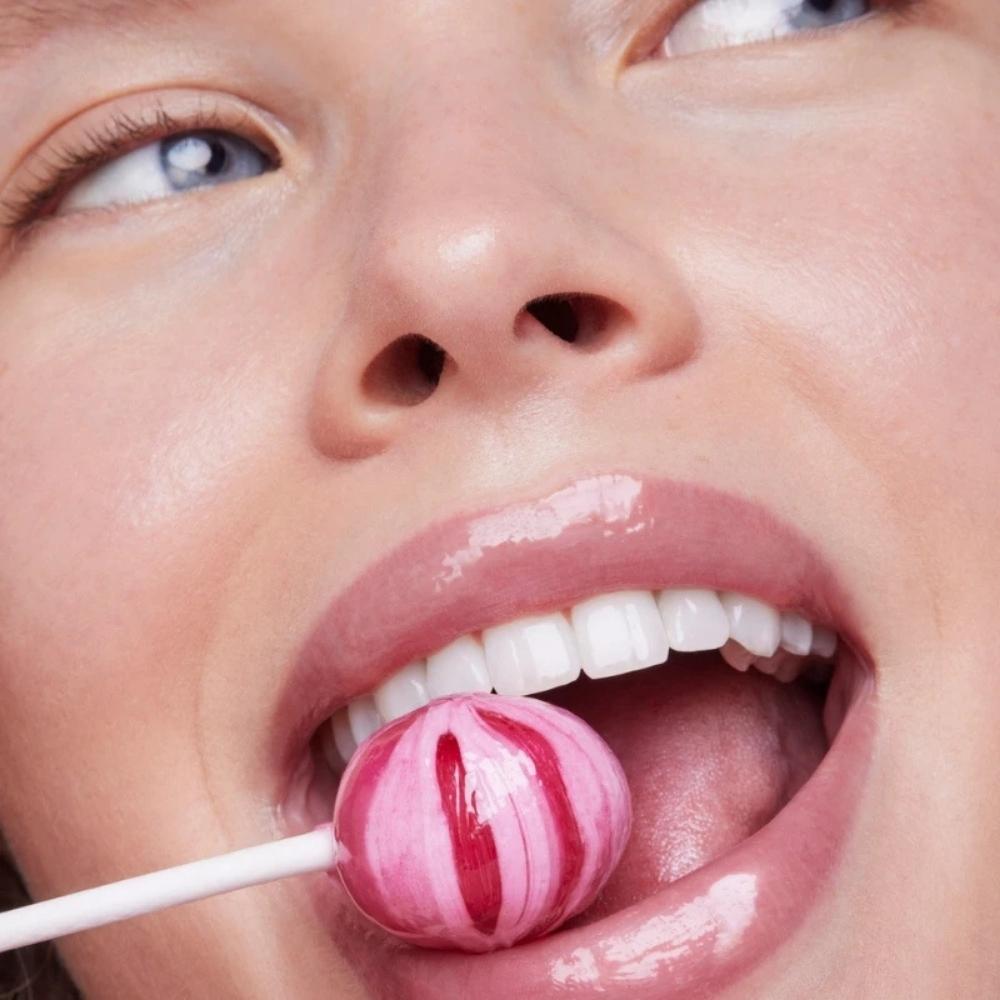 Very Rose Plumping Lip Serum