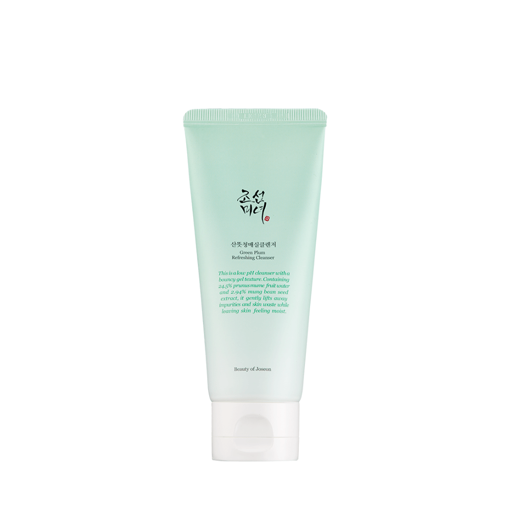 Green Plum Refreshing Cleanser Green Plum Refreshing Cleanser